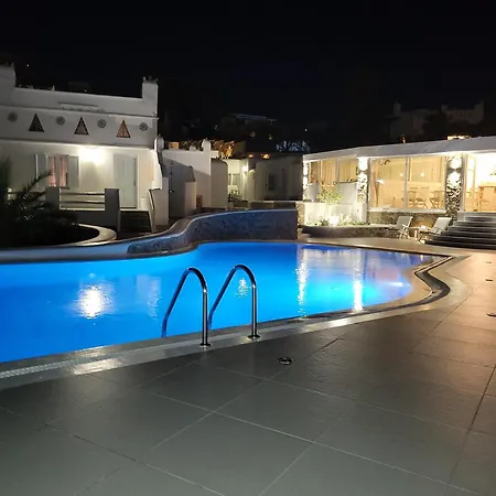 Casa Bianca Hotel 2*