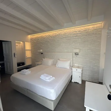 Ξενοδοχείο Casa Bianca 2*